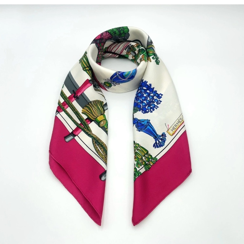 Auth Hermes Carré 90 Pasementerie Purple x Multicolor Silk Scarf W/Box - Picture 4 of 17